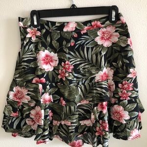 American Eagle floral mini skirt
